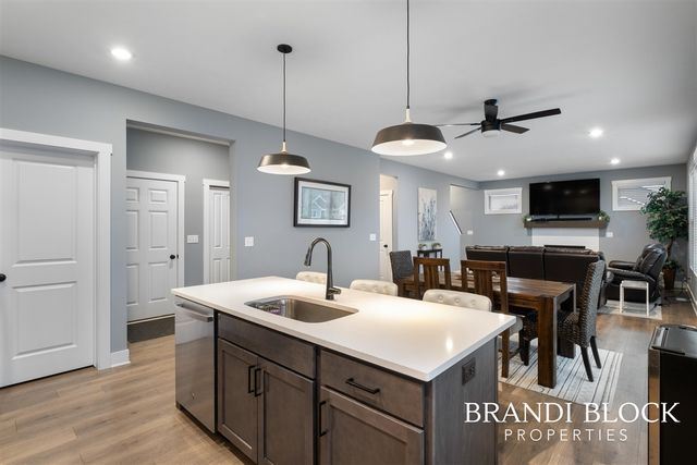 5904 Crossmoor Street, Caledonia, MI 49316