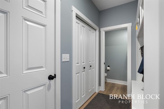 5904 Crossmoor Street, Caledonia, MI 49316