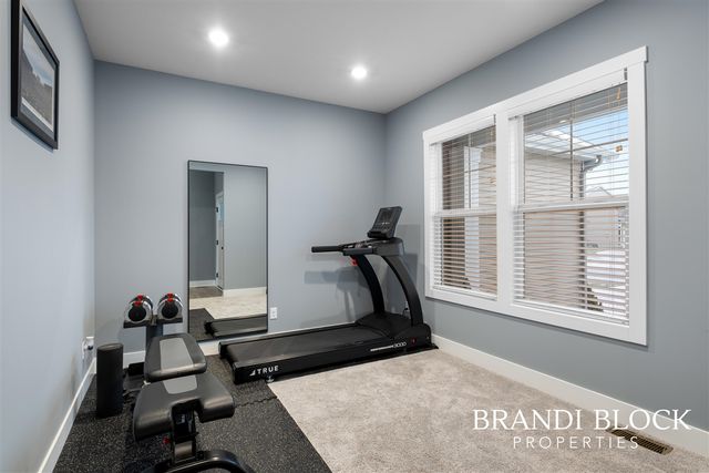 5904 Crossmoor Street, Caledonia, MI 49316