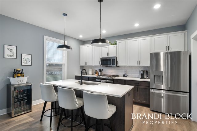 5904 Crossmoor Street, Caledonia, MI 49316