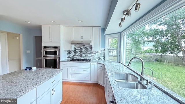 14318 NIGHT HAWK WAY, North Potomac, MD 20878