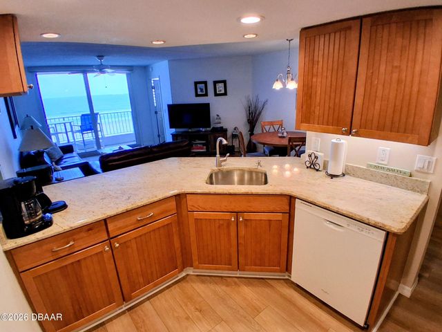 4453 S Atlantic Ave Unit 202, Ponce Inlet, FL 32127