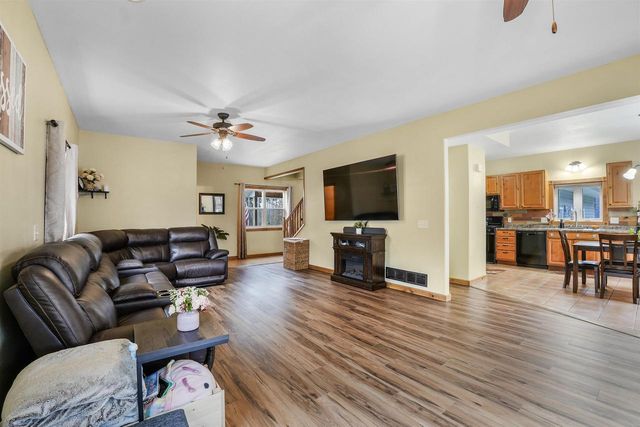 E10282 Greimel Road, Baraboo, WI 53913