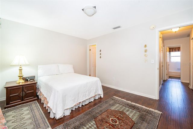 710 E MINNESOTA AVENUE B, Deland, FL 32724