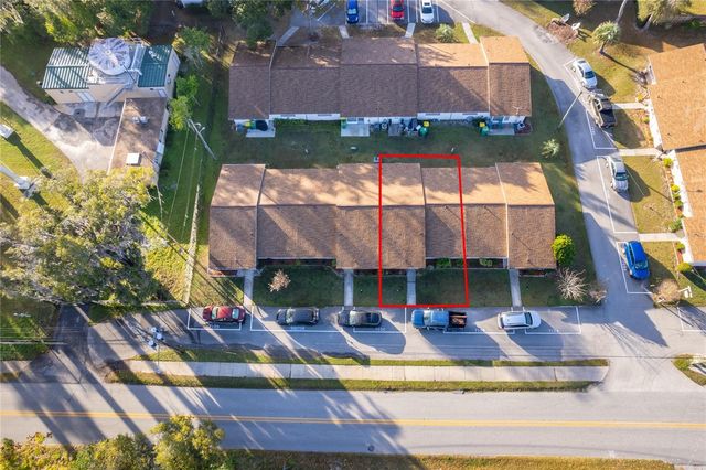 710 E MINNESOTA AVENUE B, Deland, FL 32724