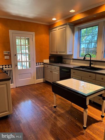 716 GREENHILL AVE, Wilmington, DE 19805