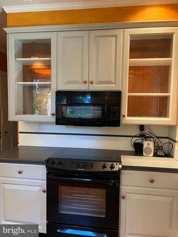 716 GREENHILL AVE, Wilmington, DE 19805