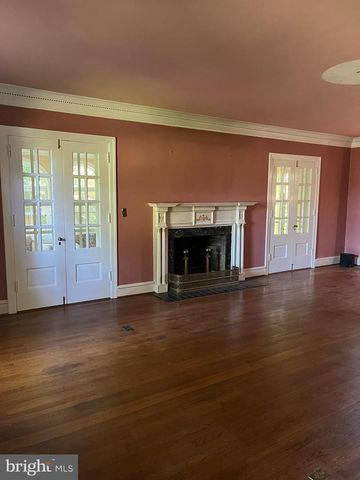 716 GREENHILL AVE, Wilmington, DE 19805