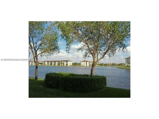 200 SW 132nd Way 104L, Pembroke Pines, FL 33027