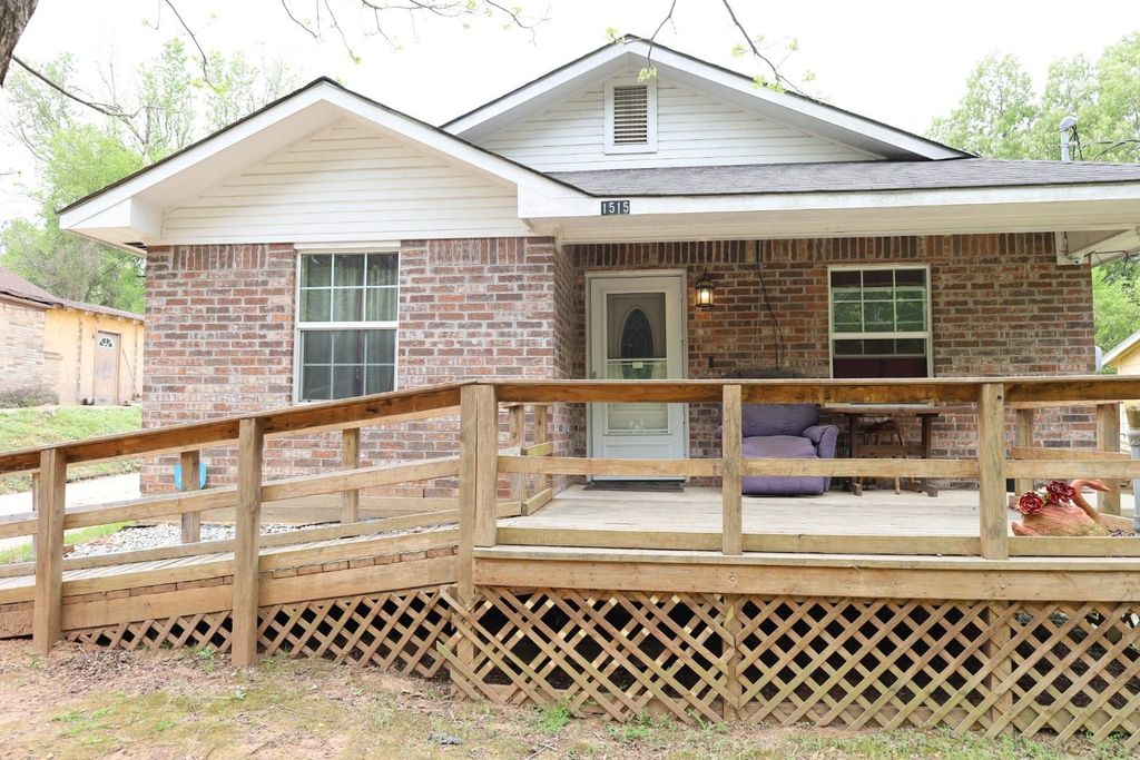 1515 Evans, Marshall, TX 75670