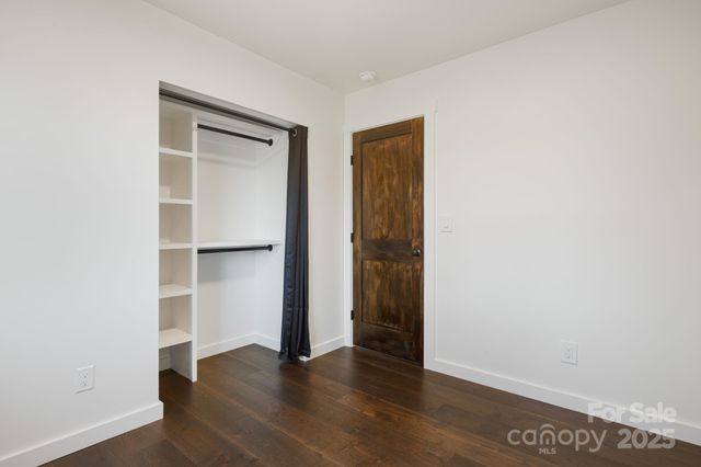 95 Loeb Drive, Brevard, NC 28712