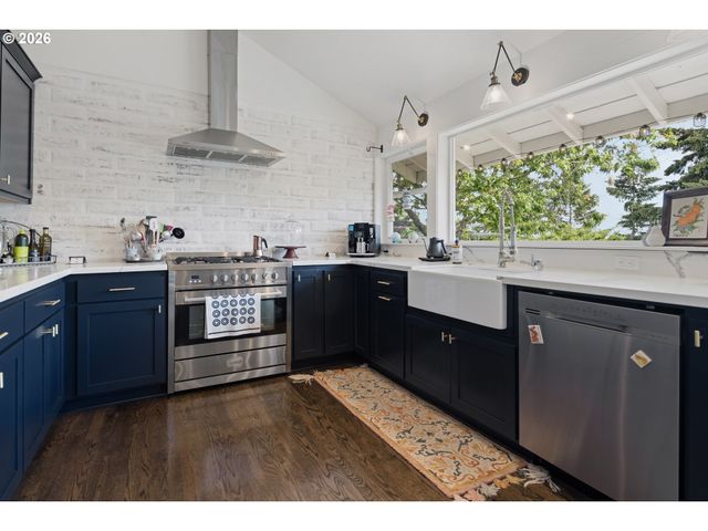 6217 BUENA VISTA Dr, Vancouver, WA 98661