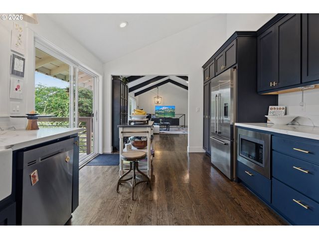 6217 BUENA VISTA Dr, Vancouver, WA 98661