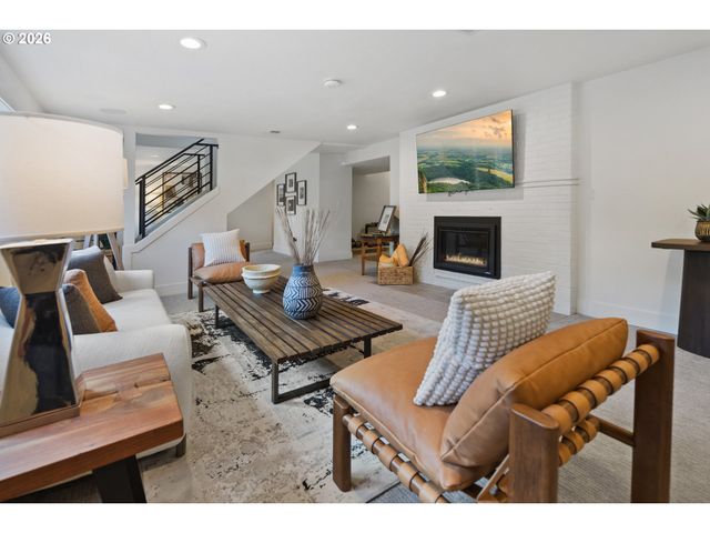 6217 BUENA VISTA Dr, Vancouver, WA 98661