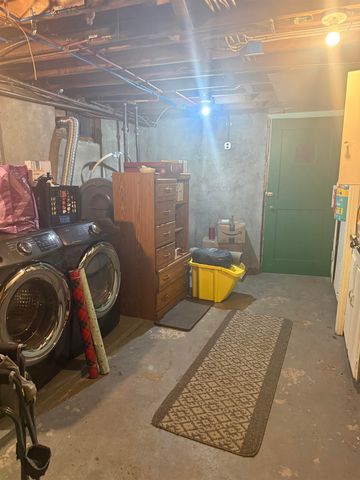 33 Crank Road, Hampton Falls, NH 03844