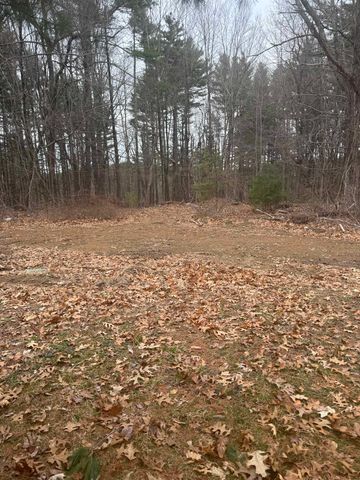 33 Crank Road, Hampton Falls, NH 03844