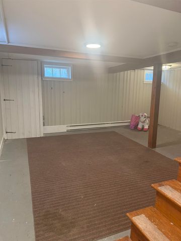 33 Crank Road, Hampton Falls, NH 03844