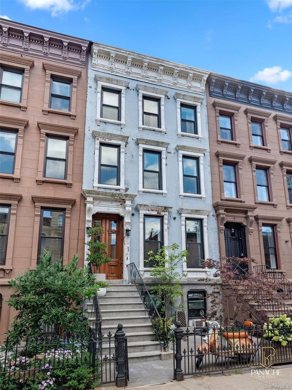 400 Putnam Avenue, Brooklyn, NY 11216