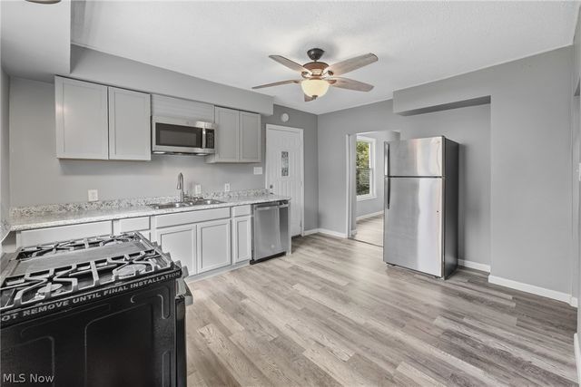 2162 W 95th Street, Cleveland, OH 44102