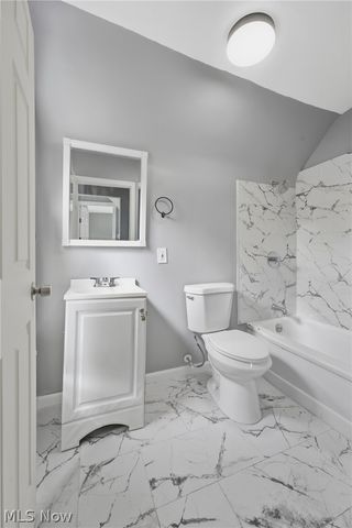 2162 W 95th Street, Cleveland, OH 44102