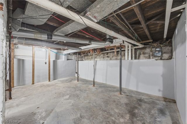 2162 W 95th Street, Cleveland, OH 44102