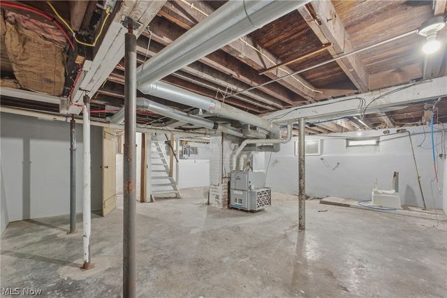2162 W 95th Street, Cleveland, OH 44102