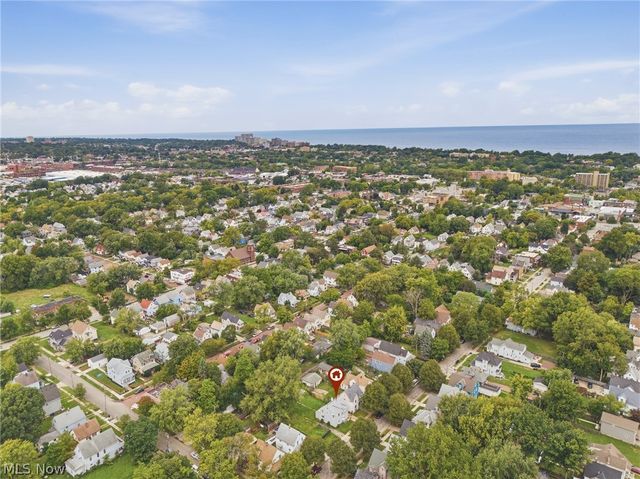 2162 W 95th Street, Cleveland, OH 44102