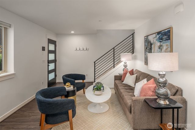 12013 9th Avenue NW #B, Seattle, WA 98177