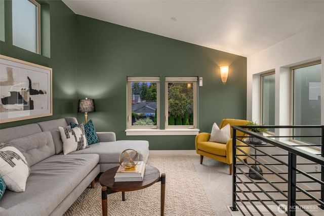 12013 9th Avenue NW #B, Seattle, WA 98177