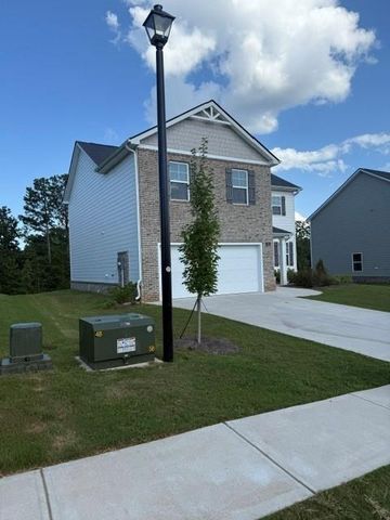 210 Aster Avenue, Locust Grove, GA 30248