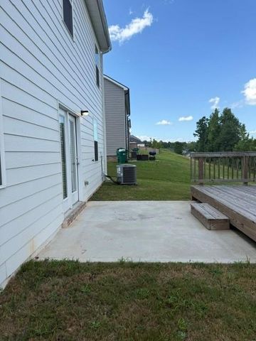 210 Aster Avenue, Locust Grove, GA 30248