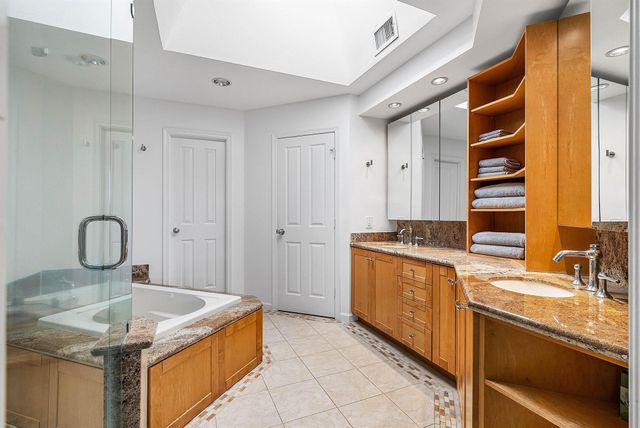 5338 NW 26th Circle S, Boca Raton, FL 33496