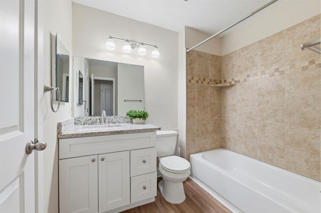 112 Churchill Lane, Euless, TX 76039