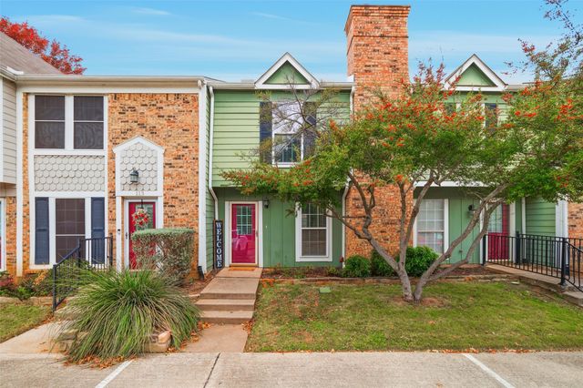 112 Churchill Lane, Euless, TX 76039