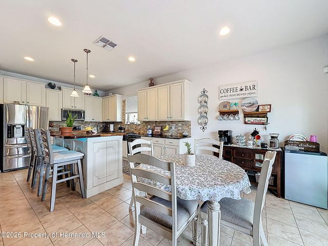 15723 Stone House Drive, Brooksville, FL 34604