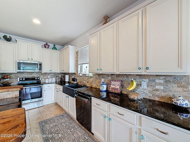 15723 Stone House Drive, Brooksville, FL 34604