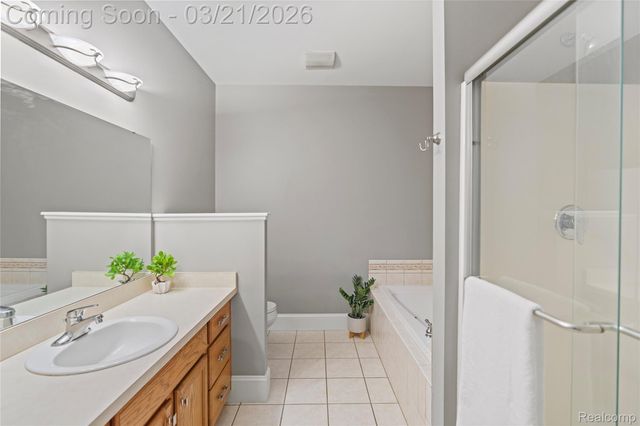 9247 Copper Ridge Drive 2, Davison Township, MI 48423