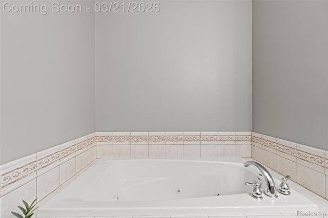 9247 Copper Ridge Drive 2, Davison Township, MI 48423