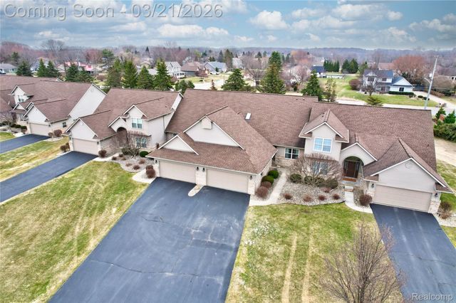 9247 Copper Ridge Drive 2, Davison Township, MI 48423