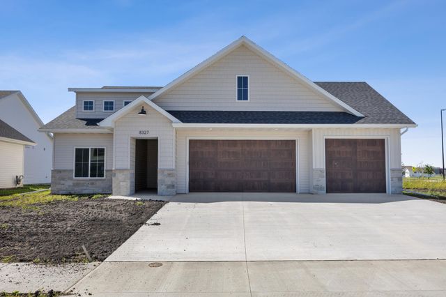 7717 81st Avenue S, Horace, ND 58047