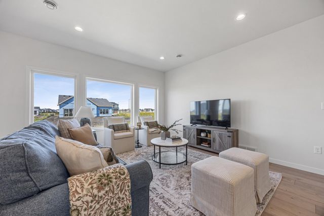 7717 81st Avenue S, Horace, ND 58047