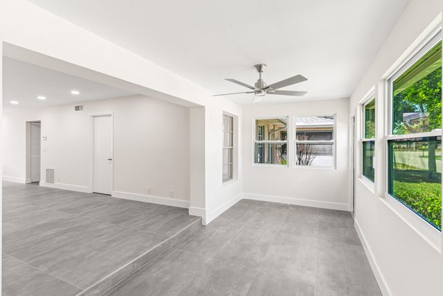 551 Covered Bridge Boulevard, Lake Worth, FL 33467