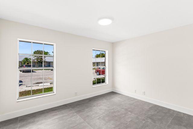 551 Covered Bridge Boulevard, Lake Worth, FL 33467