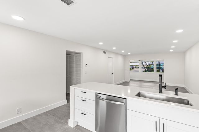 551 Covered Bridge Boulevard, Lake Worth, FL 33467