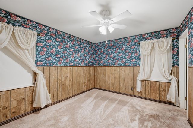 4137 Hiland Drive, Beverly Hills, TX 76711