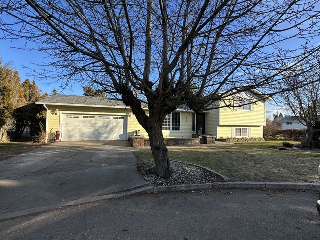 1016 S N Dorn Ct, Spokane, WA 99212