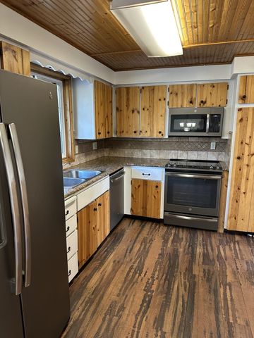 1016 S N Dorn Ct, Spokane, WA 99212