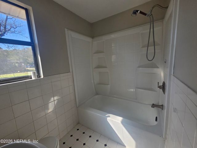 5146 SAGINAW Avenue, Jacksonville, FL 32210