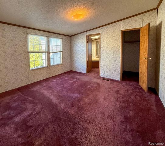 1898 Evergreen Lane, Ypsilanti, MI 48198