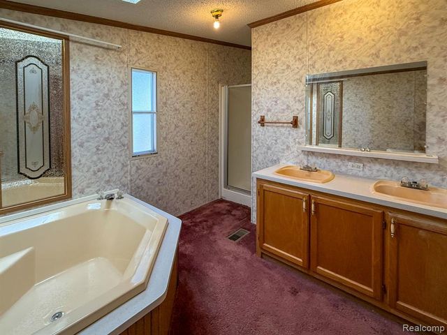 1898 Evergreen Lane, Ypsilanti, MI 48198